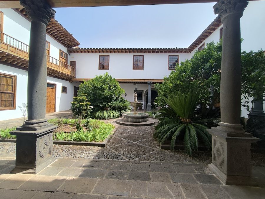 Casa Salazar image