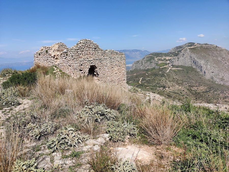 Penteskoufi Castle image