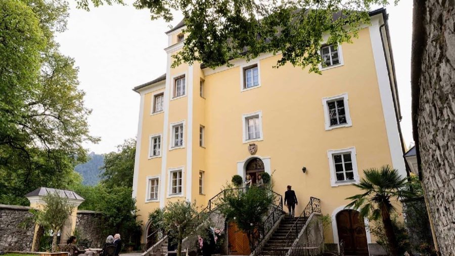 Schloss Wiespach image