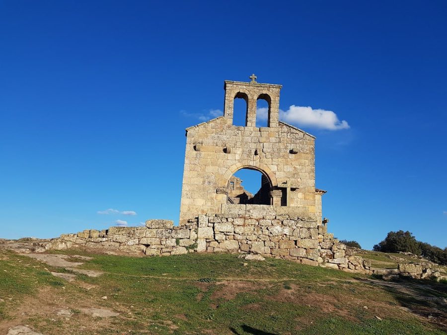 Castle of Castelo Mendo image