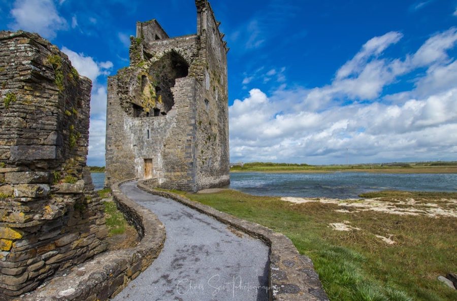 Carrigafoyle Castle image