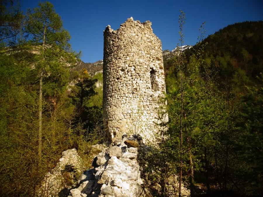 Castel San Pietro (Ton) image