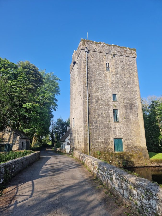 Thoor Ballylee image