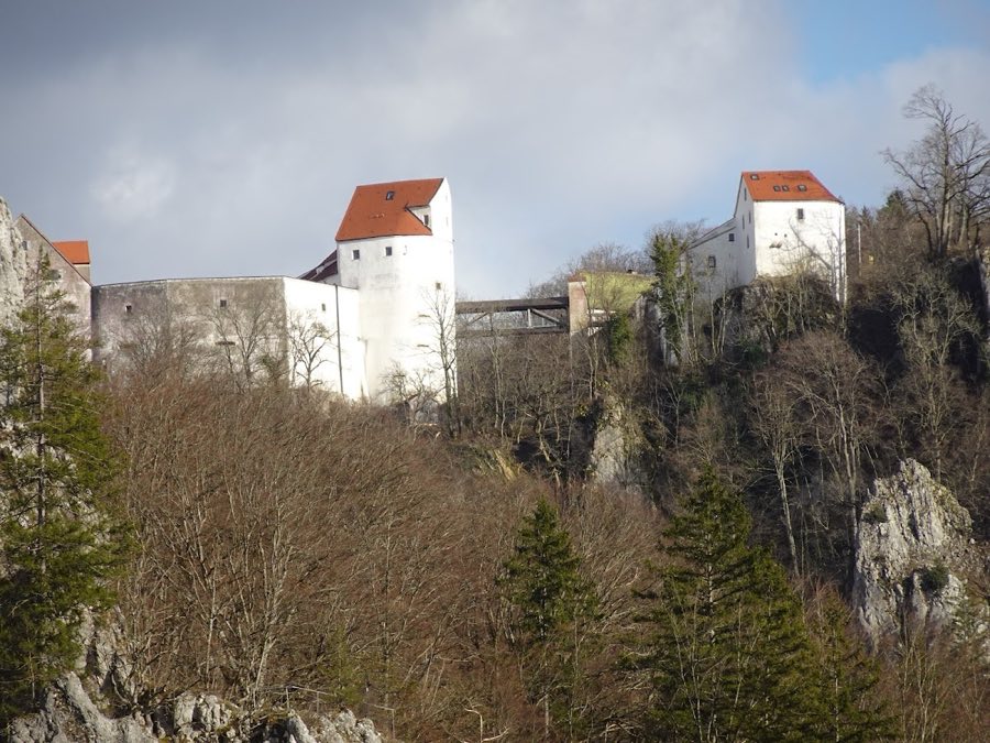 Wildenstein–Hexenturm image