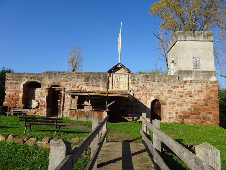 Auer Wasserburg (Wanfried) image