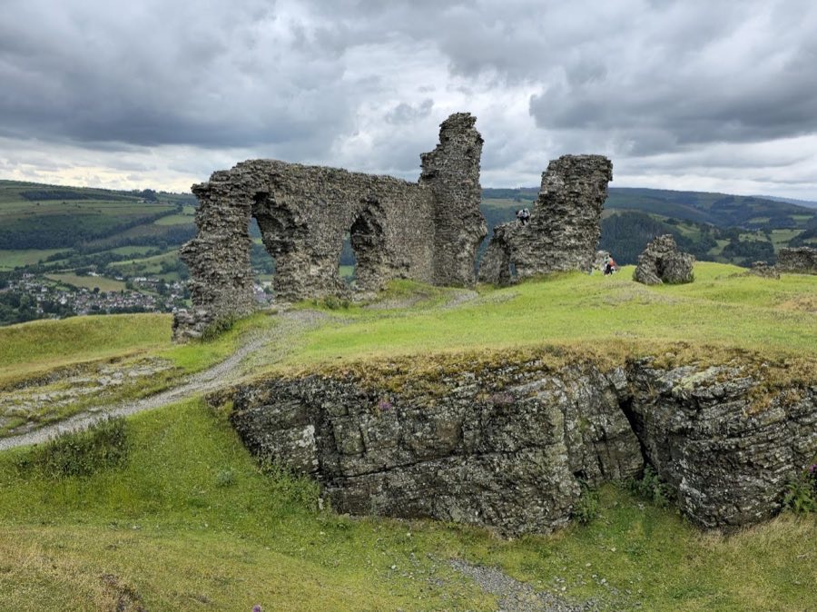 Castell Dinas Brân image
