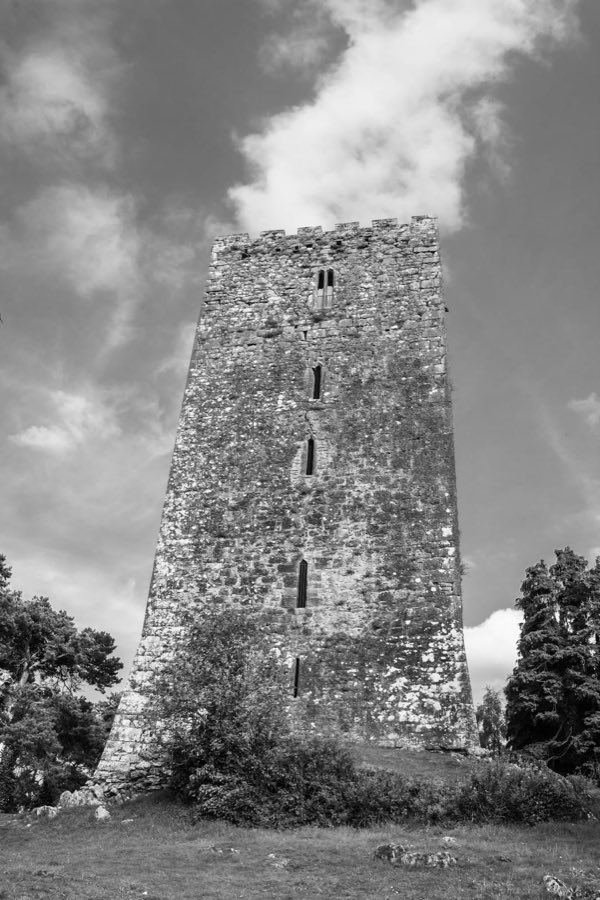 Conna Castle image