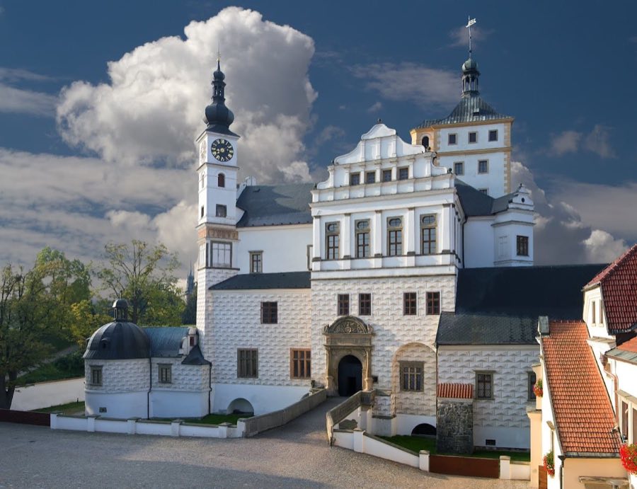 Pardubice Castle image