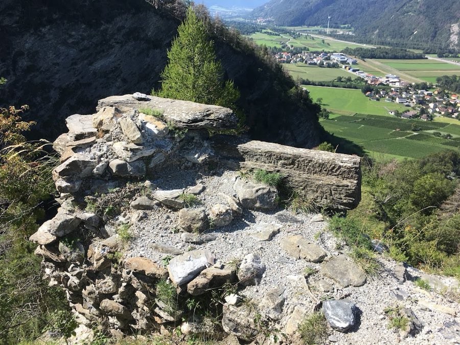 Alt Aspermont Castle, Trimmis image