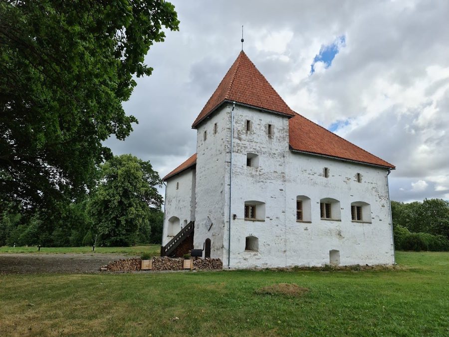 Purtse Castle image