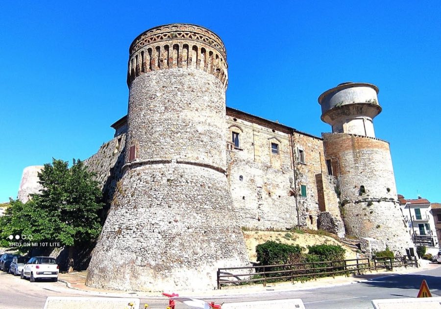 Castello di Monteodorisio image