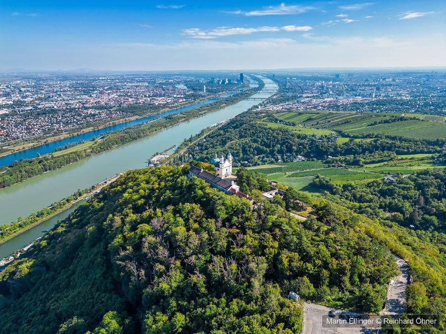 Burg am Leopoldsberg image