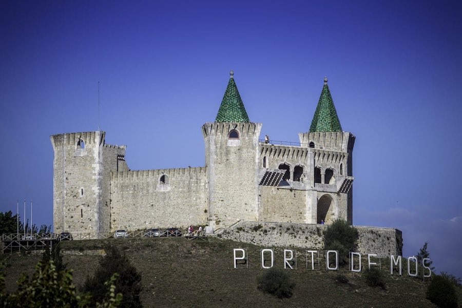 Castelo de Porto de Mós image
