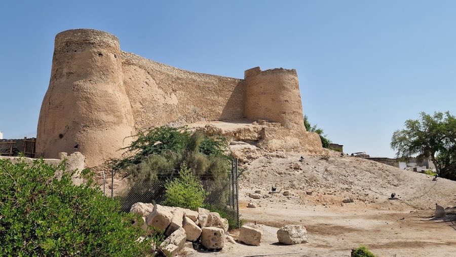Tarout Castle image