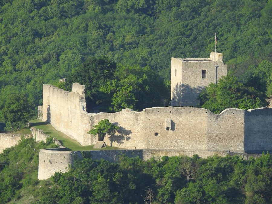Heimenburg Castle, Hainburg an der Donau image