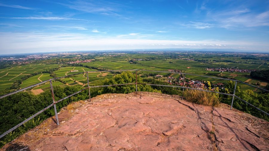 Burg Neukastel image