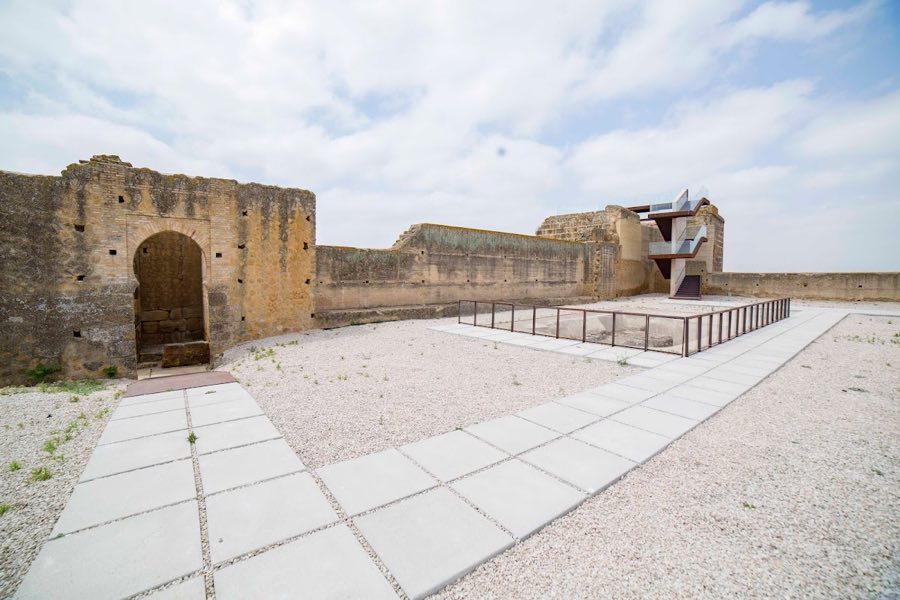 Alcázar de Arriba y Puerta de Marchena, Carmona image