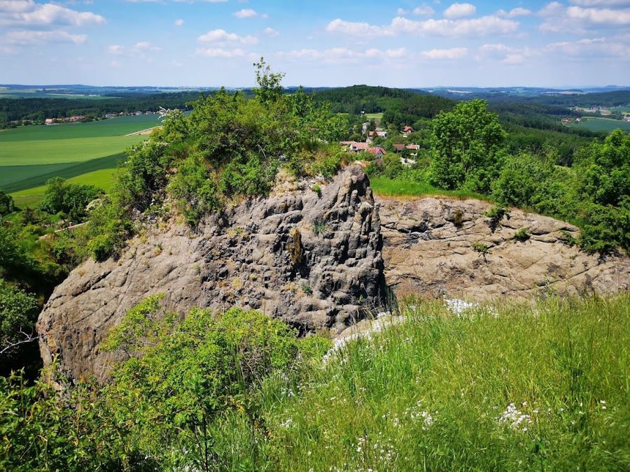 Veliš Castle image