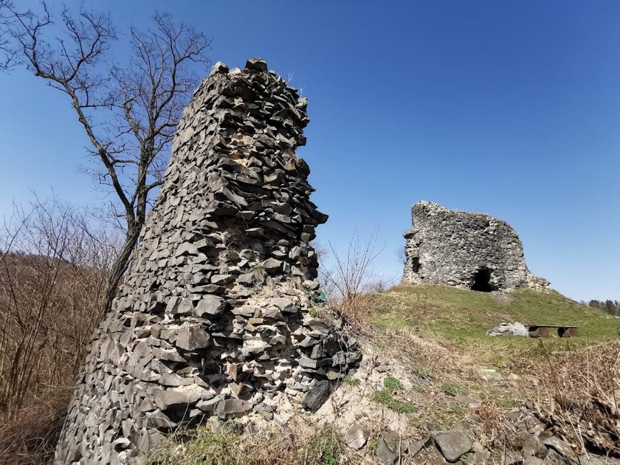 Ostrý Castle image