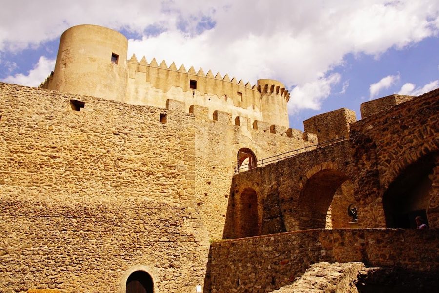 Castle of Santa Severina image