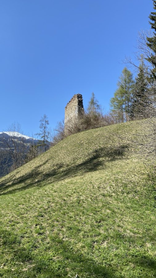 Burg Valendas image