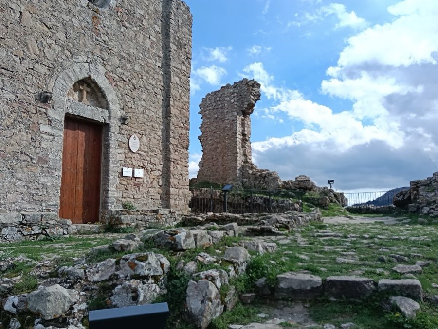 Castello di Geraci image