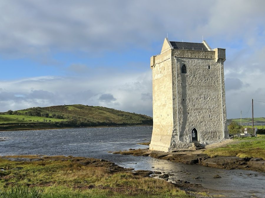 Rockfleet Castle image