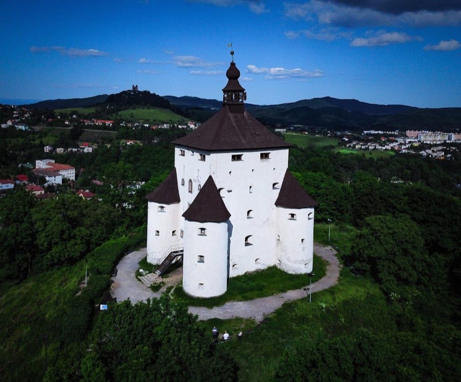 Nový zámok image