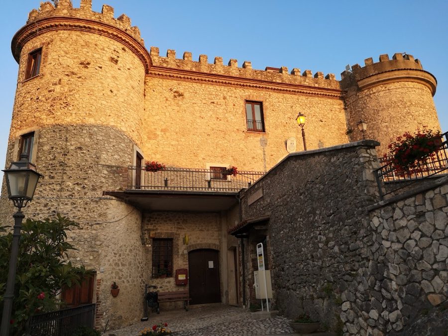 Castello di Oricola image