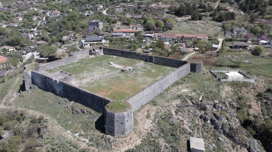 Libohovë Fortress image
