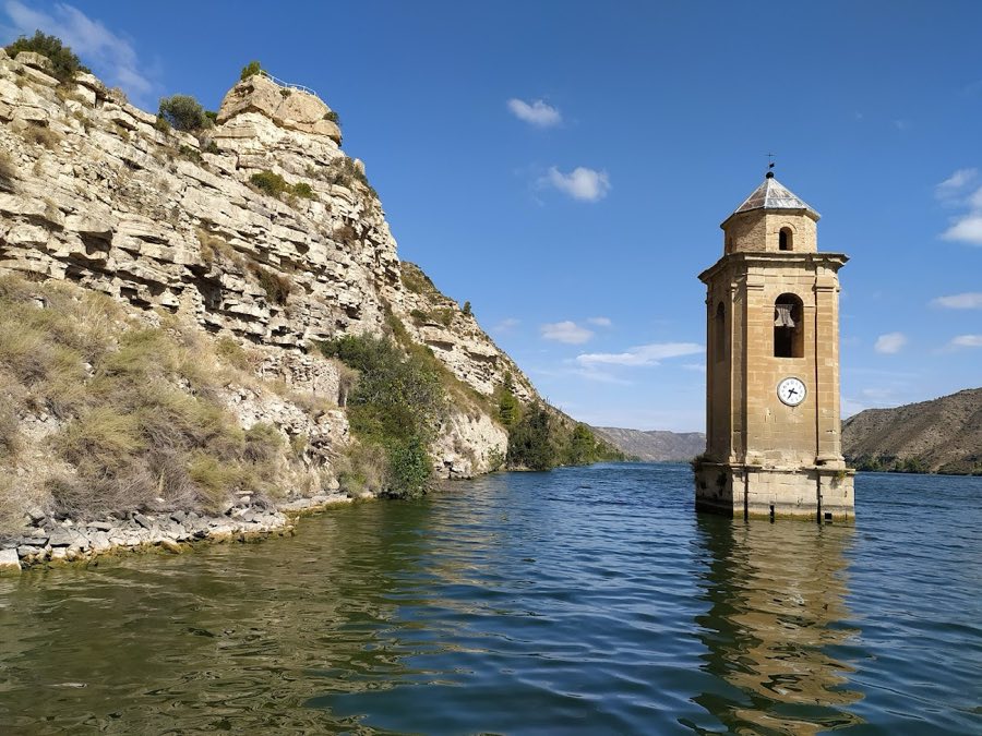 Castle of Badón image
