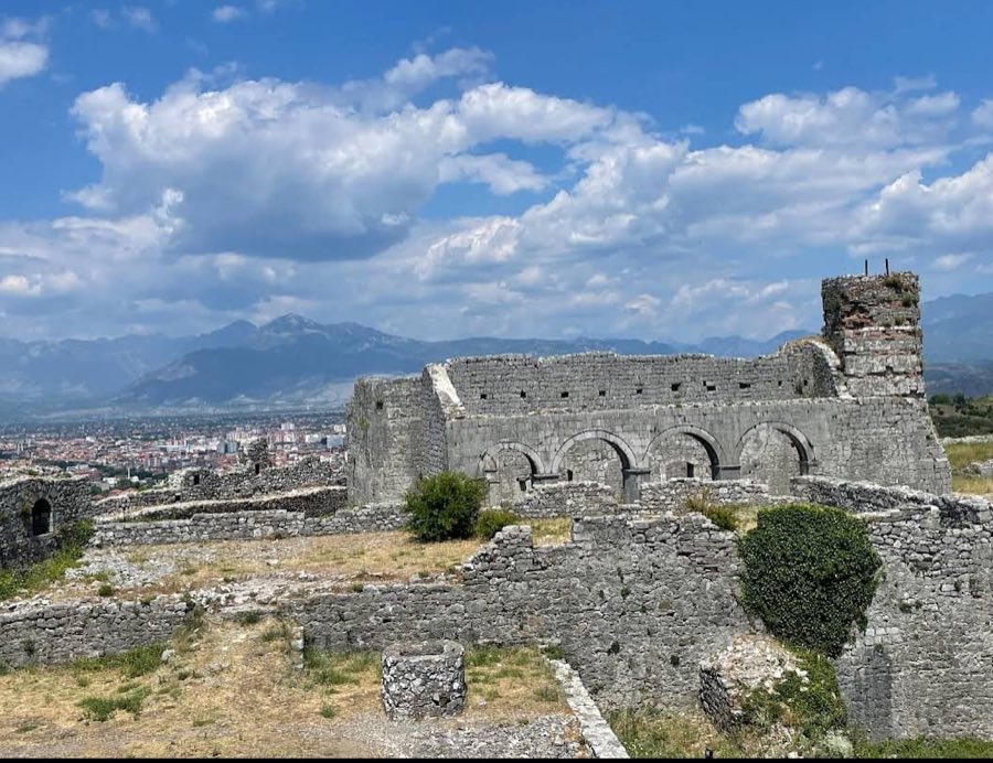 Shkodra Castle image