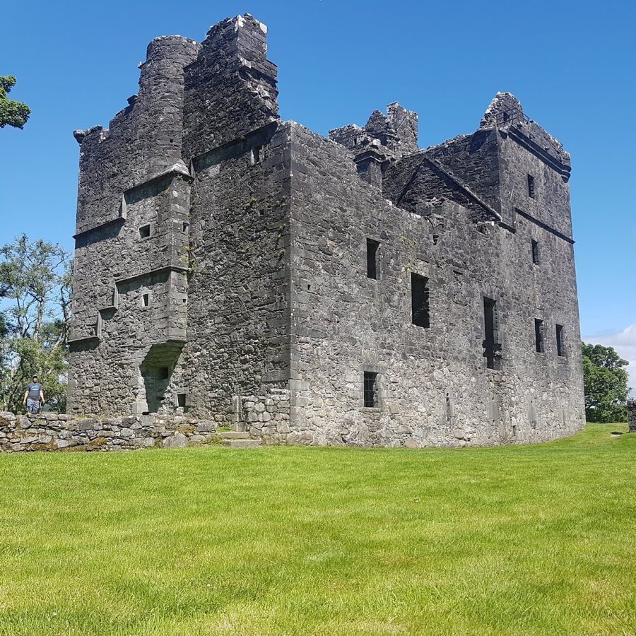 Carnasserie Castle image