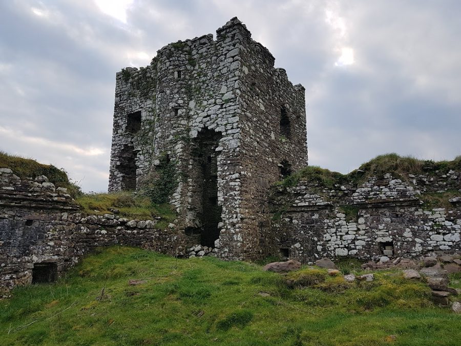 Moygara Castle image