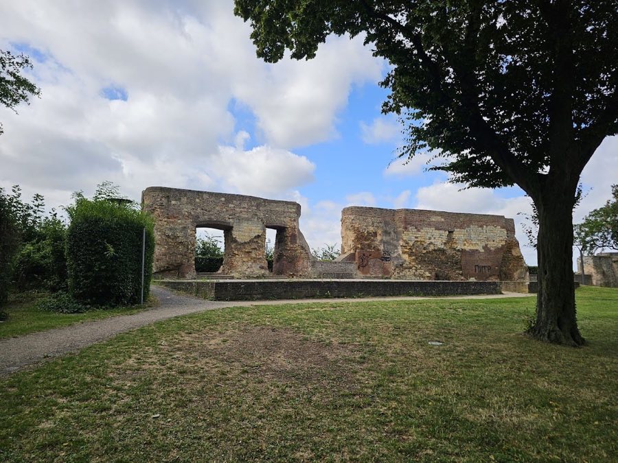 Burg Heinsberg image