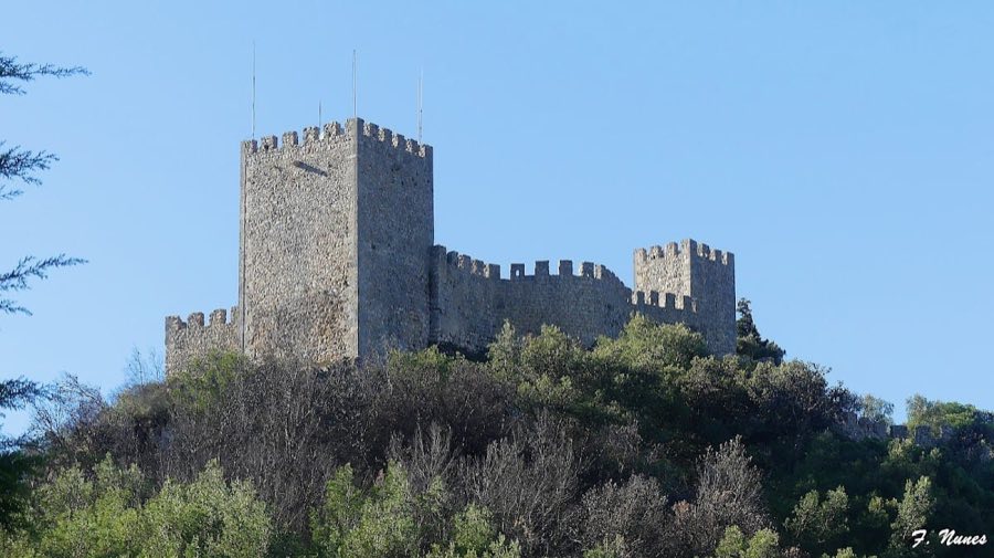 Castle of Sesimbra image