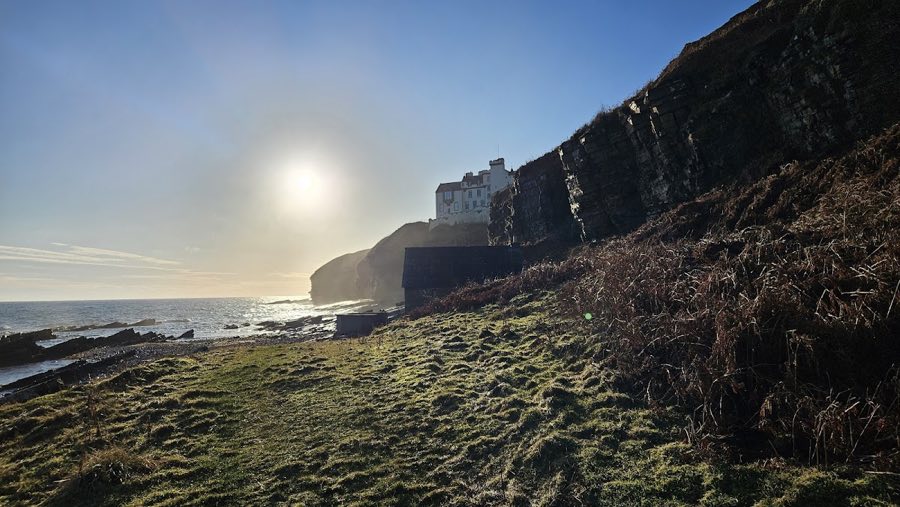 Dunbeath Castle image