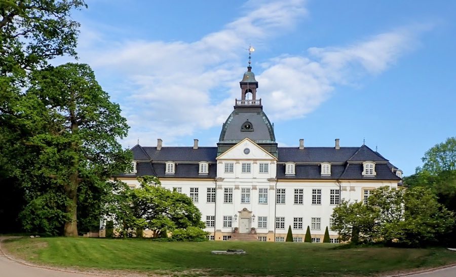 Charlottenlund Palace image