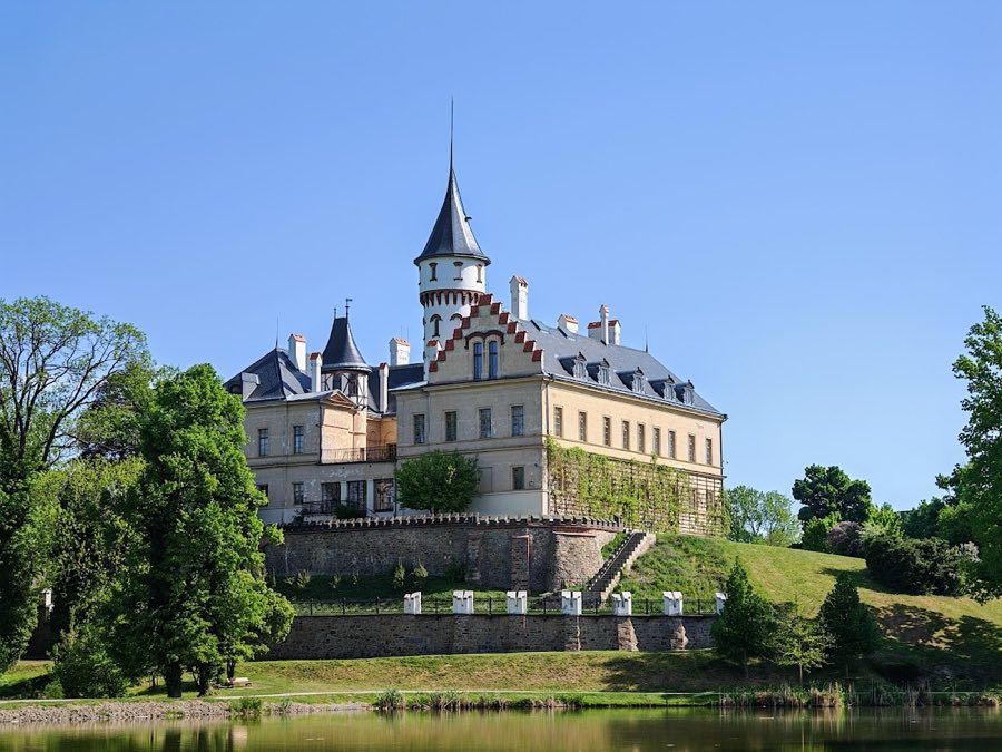 Raduň Castle image