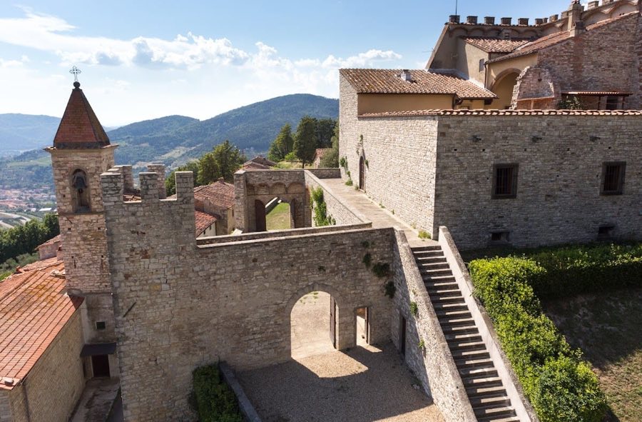 Castello Nipozzano image