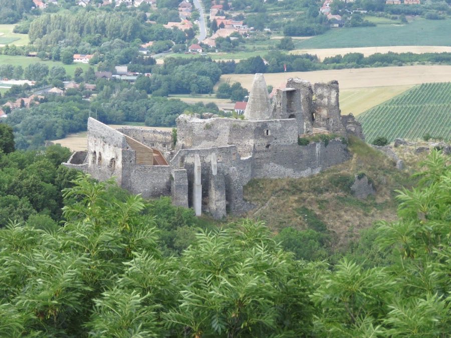 Castle of Somló image