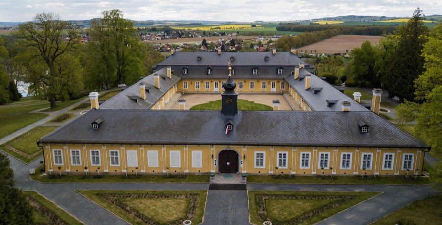 Kozel Castle image