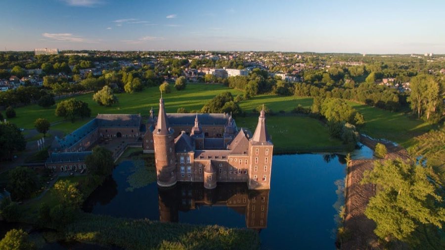 Hoensbroek Castle image