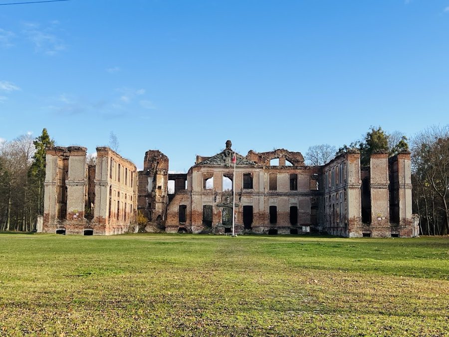 Finckenstein Palace image