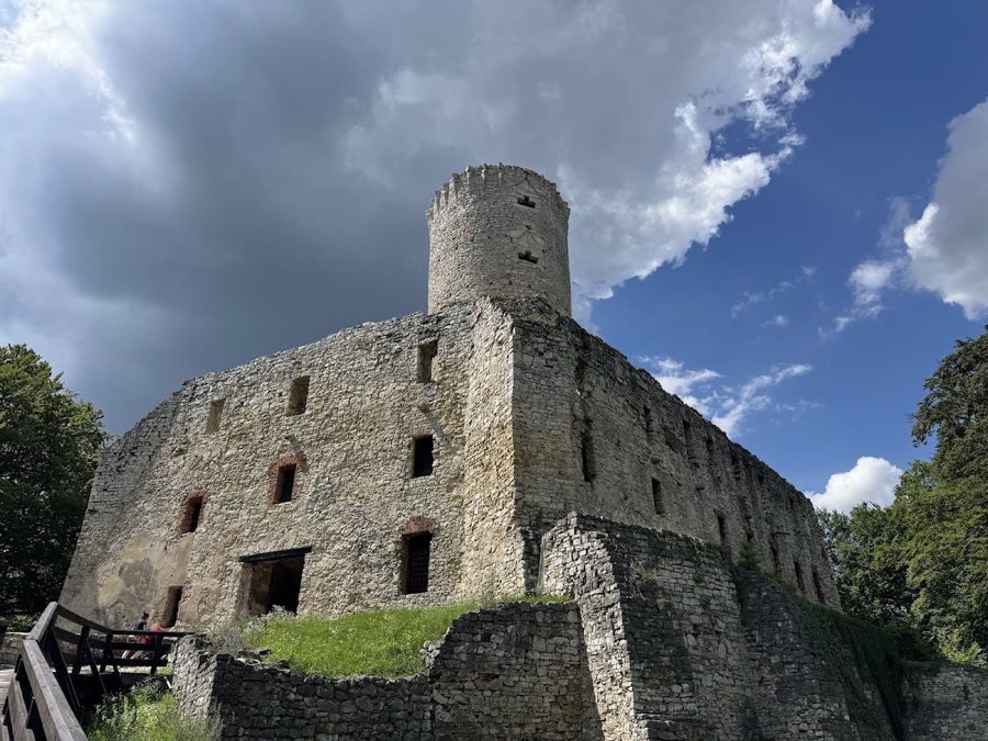 Lipowiec Castle image