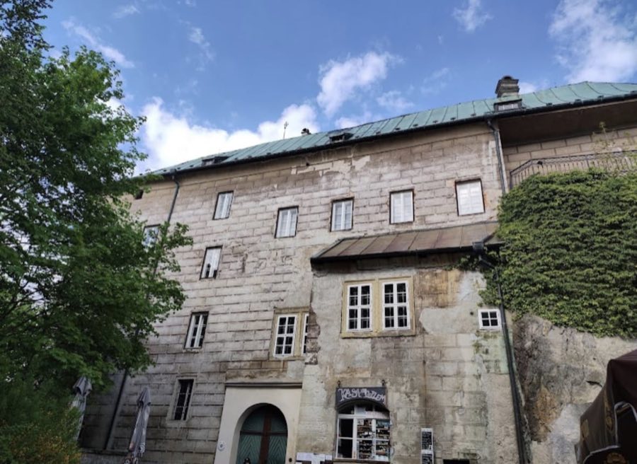 Houska Castle image