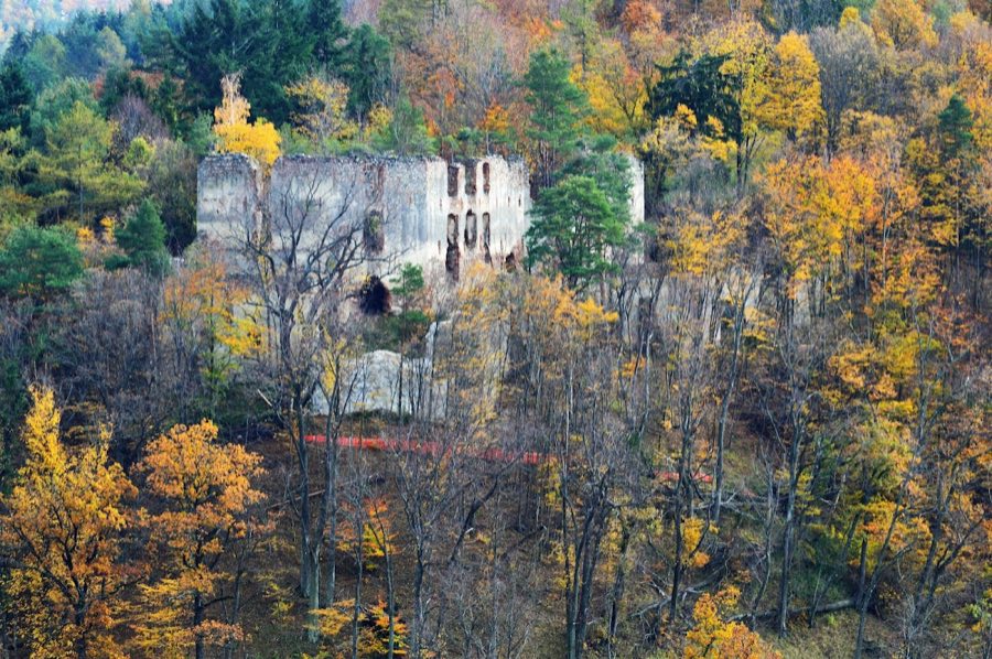 Burgruine Schwarzenbach image