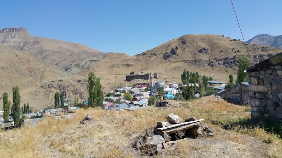 Bardız Castle image