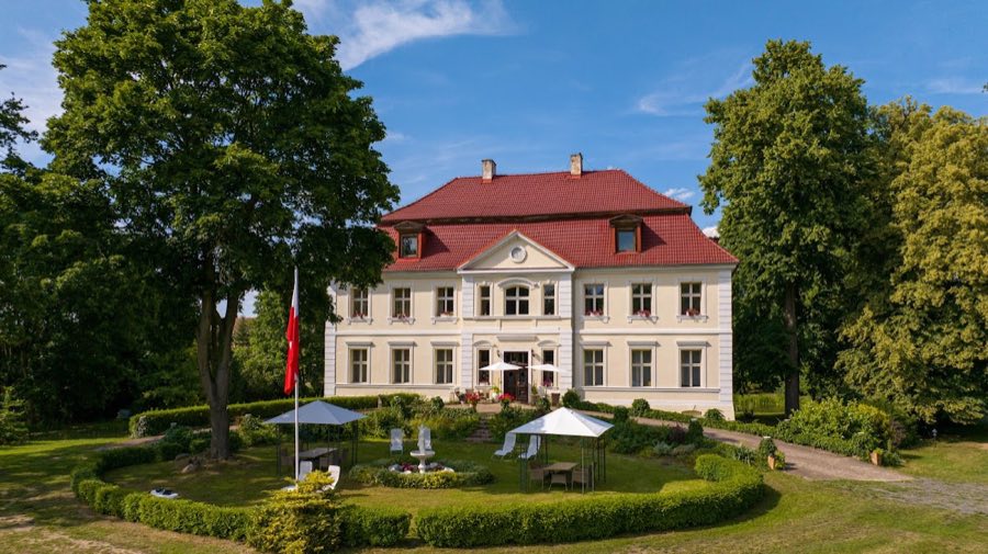Chichy Palace image