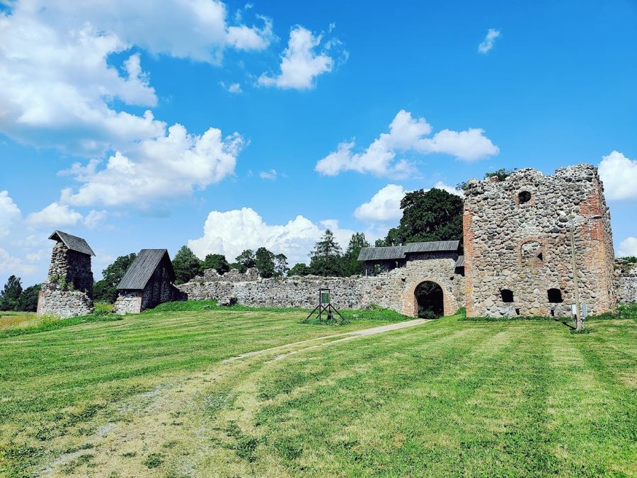 Karksi Castle image